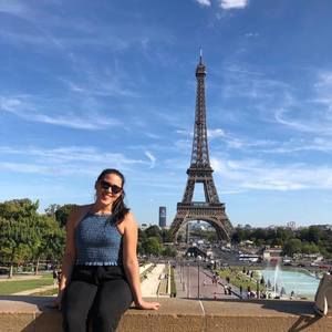 Meet your Posher, Caitlyn